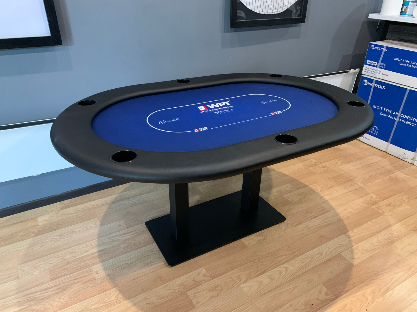 Poker Table - Premium (6-seater)